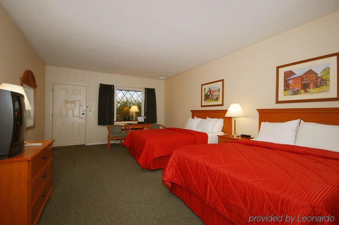 Travelodge By Wyndham Bedford Szoba fotó