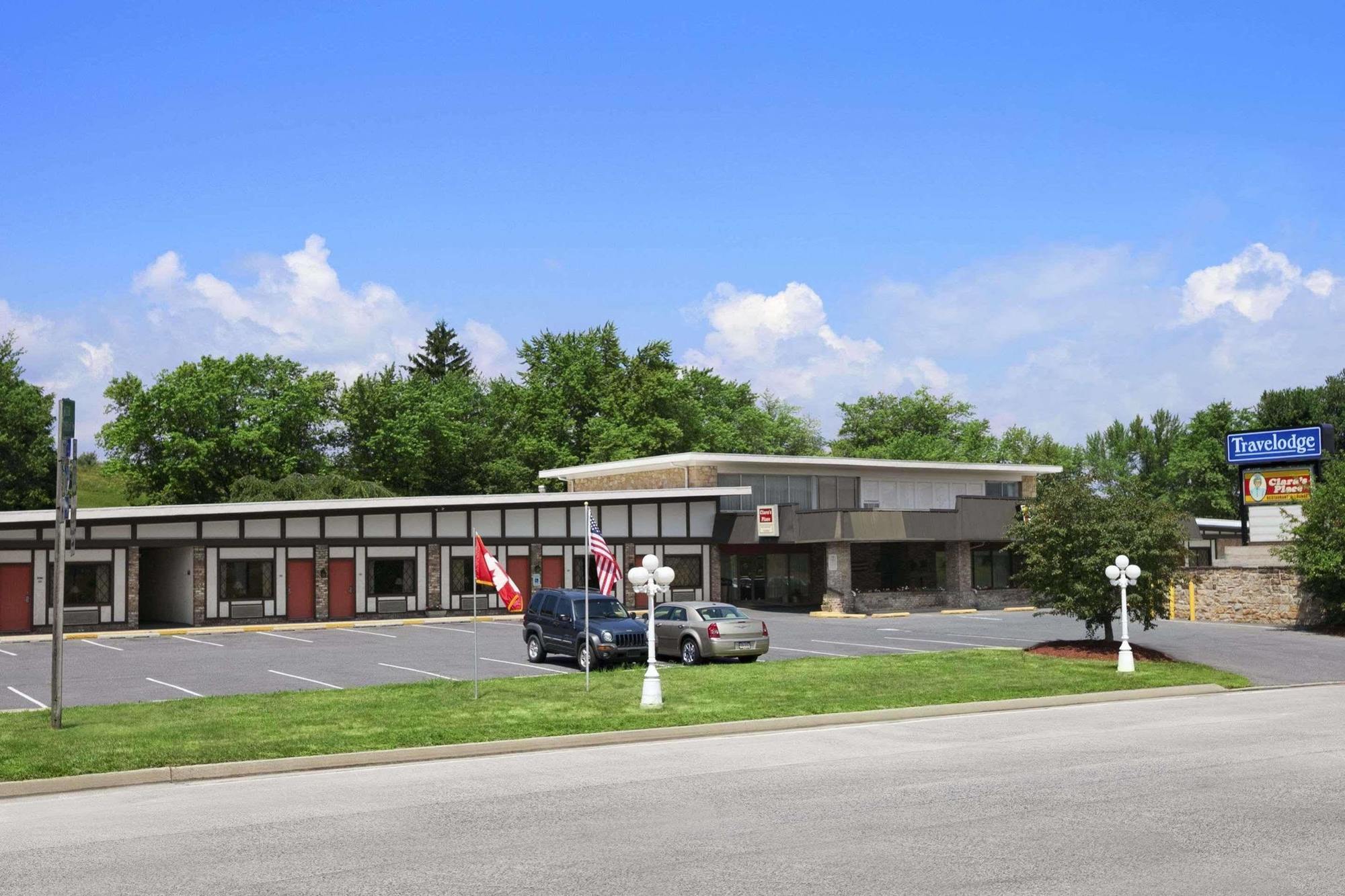 Travelodge By Wyndham Bedford Kültér fotó